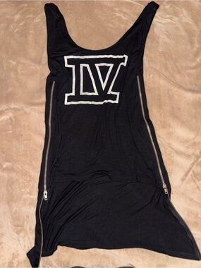Emma & Sam Black Sleeveless Long Tunic Tank with White IV Graphic